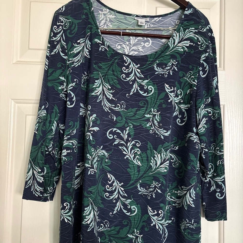 Croft & Barrow Navy Scoop Neck Tunic with Green & White Floral Scroll size XL